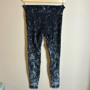 Lululemon Ombré Nulu legging size 8